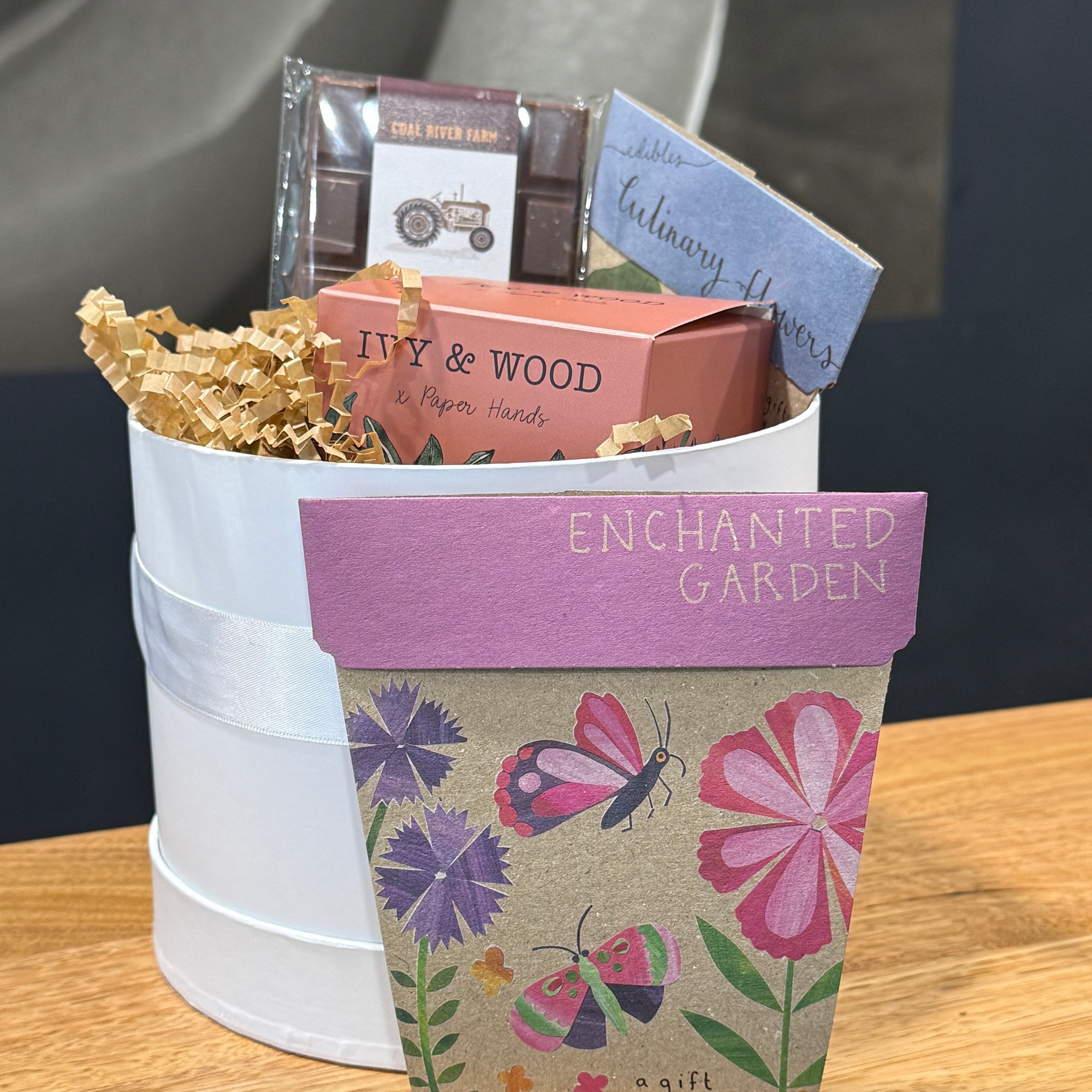 Coal River Chocolate bar, Ivy & Wood candle with Sow'n'Sow Seeds in a Hat Box